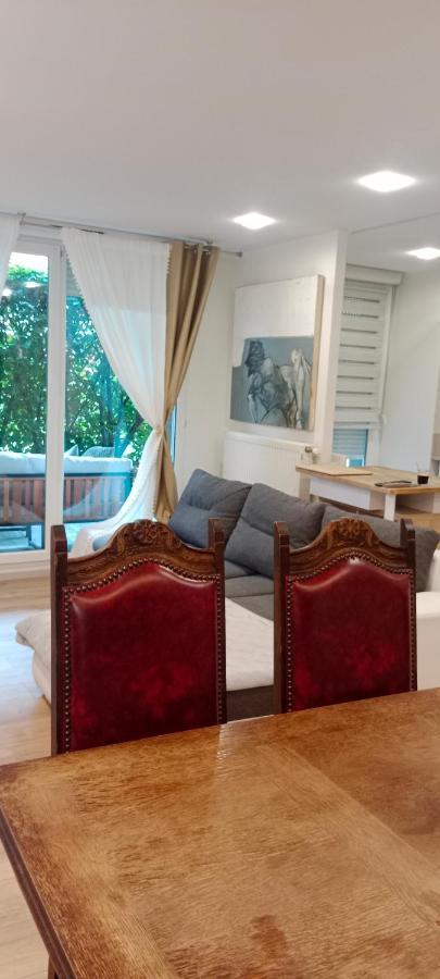 Tres Bel Appartement Rez De Jardin Appart De 53M2. Pfastatt Luaran gambar